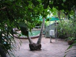 La piscine d'eau sâlée de mon auberge 043.jpg